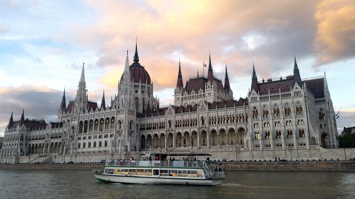 Hungary how to find good hungarian translator